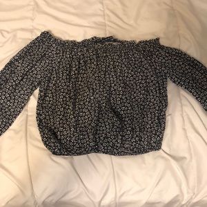 Brandy Melville off the shoulder top